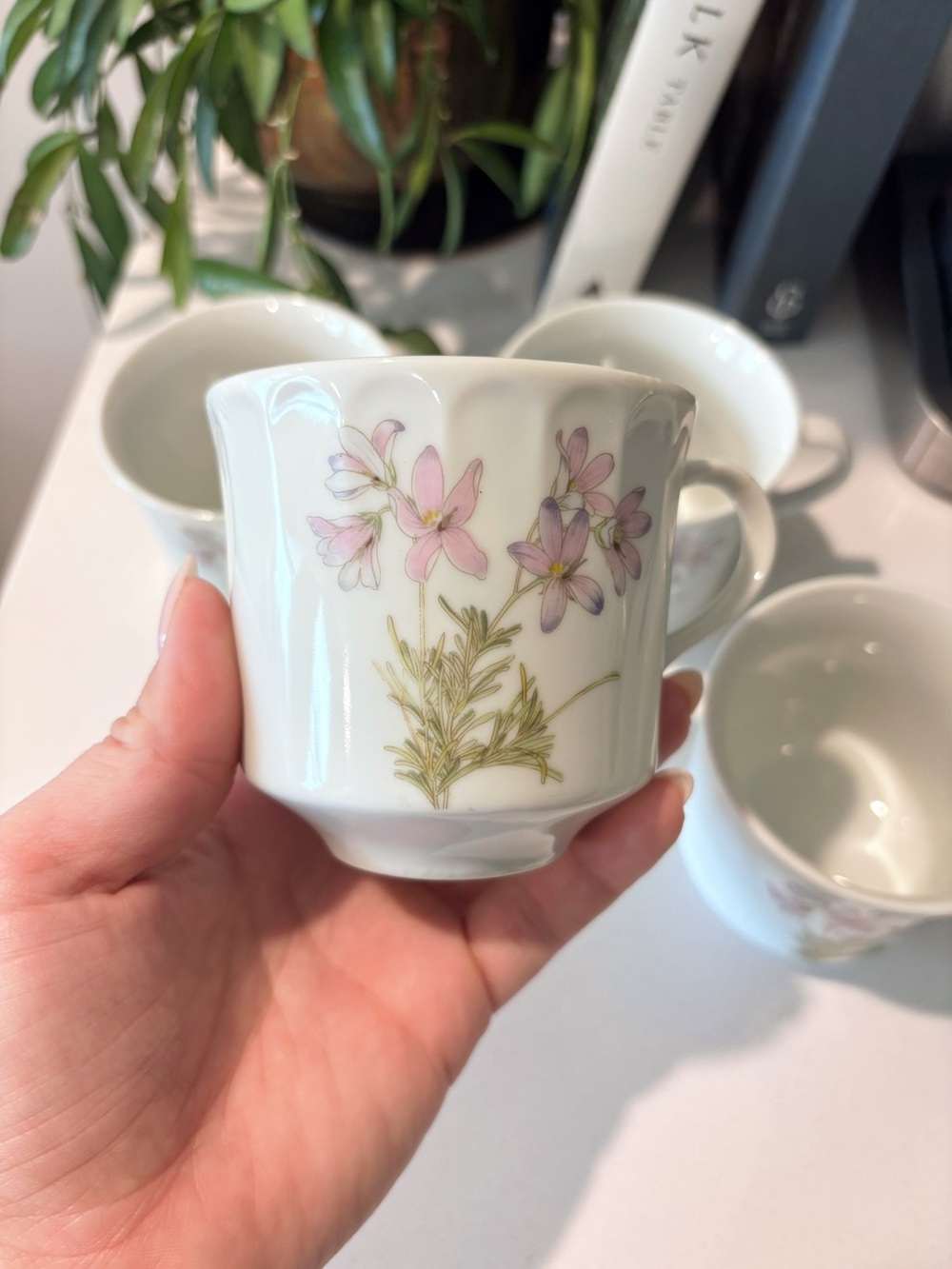 Set of 4 Vintage Toscany Fine China Tea Cups, Lavender Floral, Made in Japan